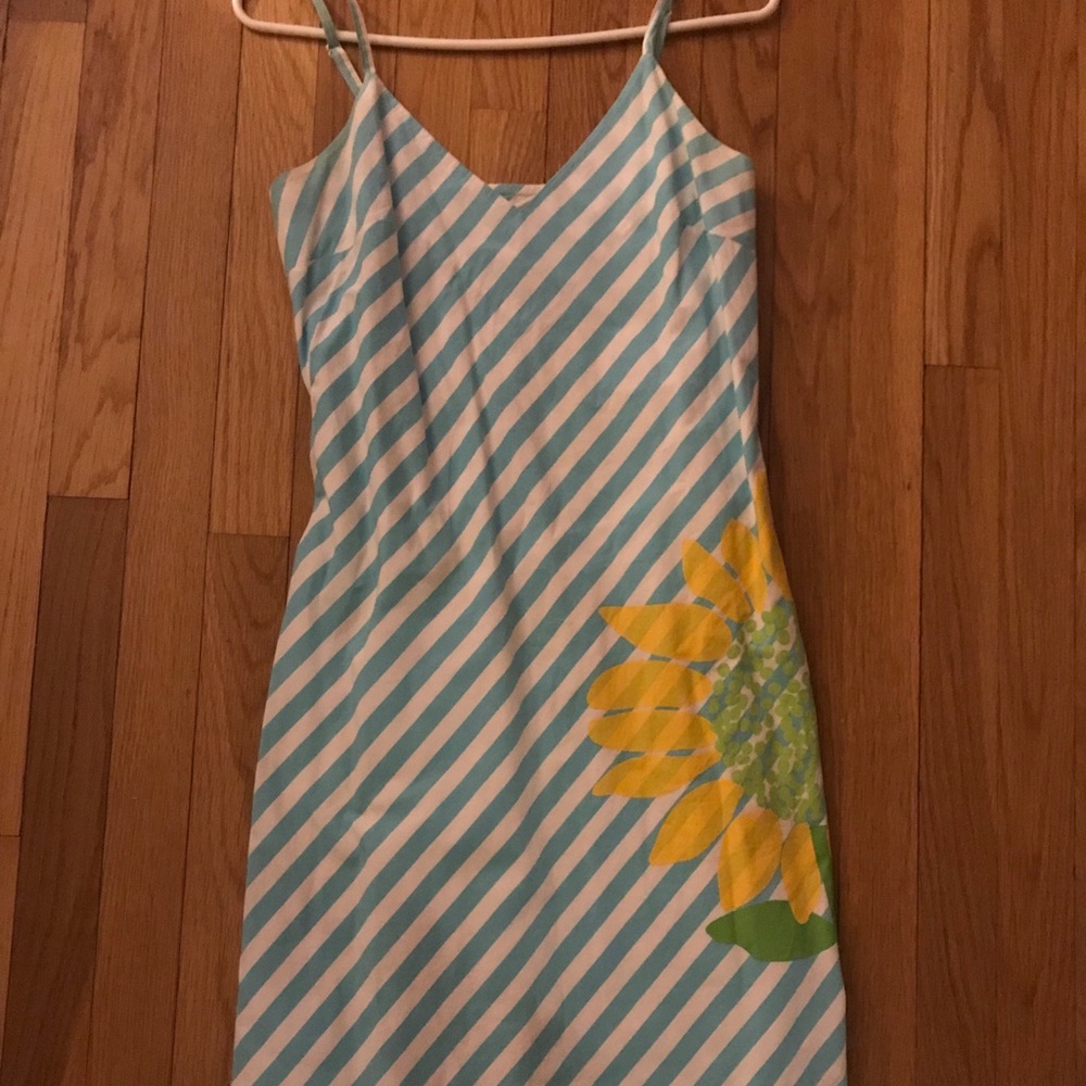 Lilly Pulitzer size 6 stripes dress with sunflower